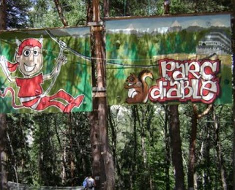 Parc Accrobranche du Diable, plus grand d'Europe à seulement 20 min.